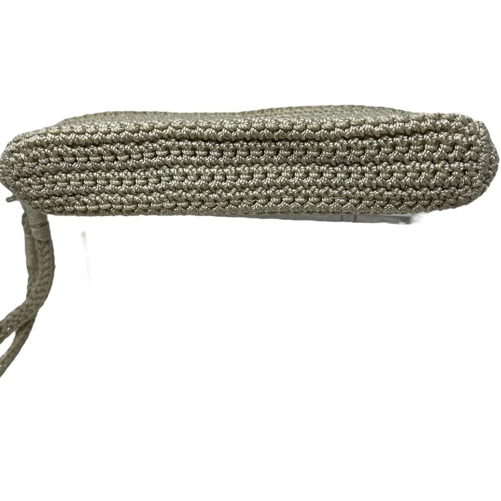 The Sak Crochet Wristlet Womens OS Champagne Gold‎ Excellent Metallic Iris Pouch